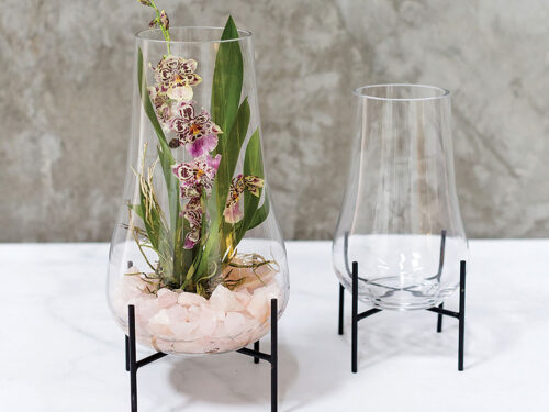 tall-glass-vase-with-stand