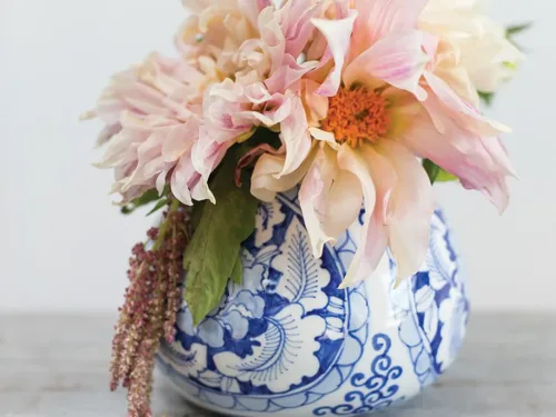 short chinoiserie vase